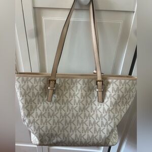 Michael Kors Beige Logo Tote Bag Quinn